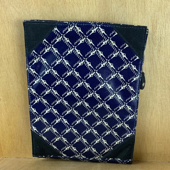 Zippered/Padded Tablet Case - Picture 2 of 5